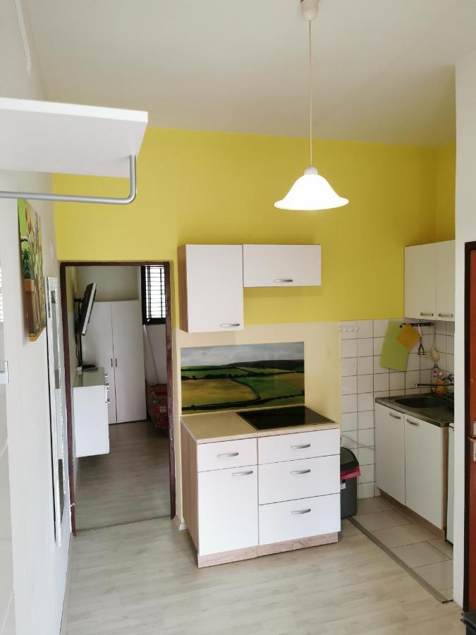 Unique Apartments Малинска Екстериор снимка