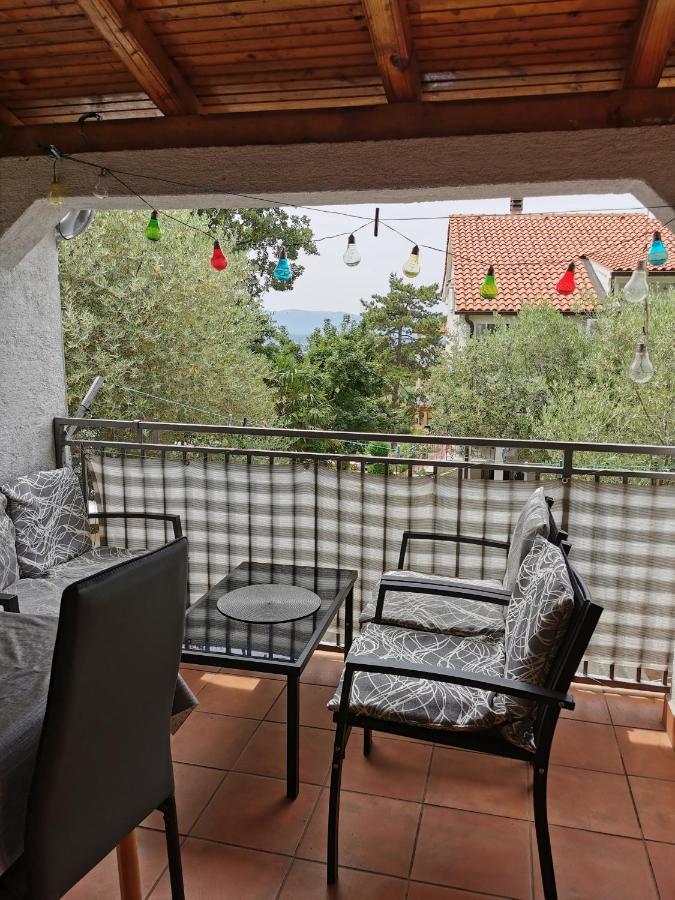 Unique Apartments Малинска Екстериор снимка