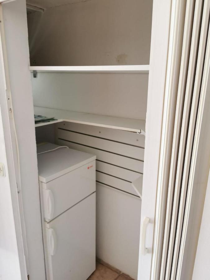 Unique Apartments Малинска Екстериор снимка