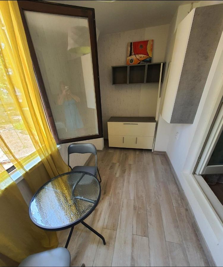 Unique Apartments Малинска Екстериор снимка
