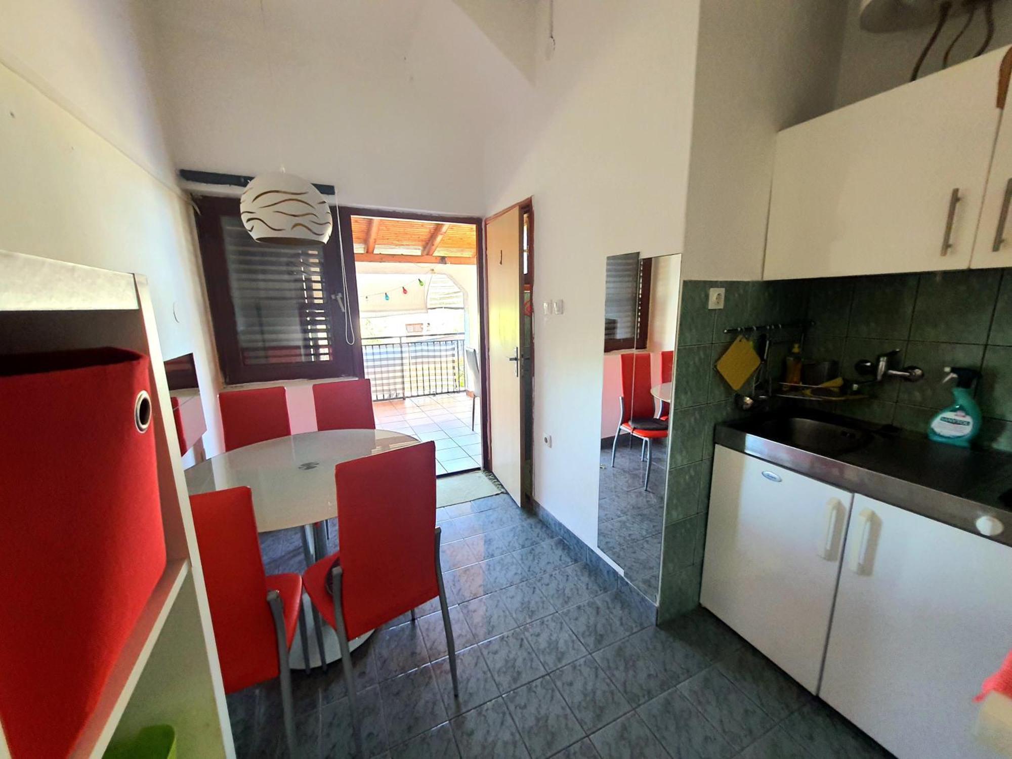 Unique Apartments Малинска Екстериор снимка